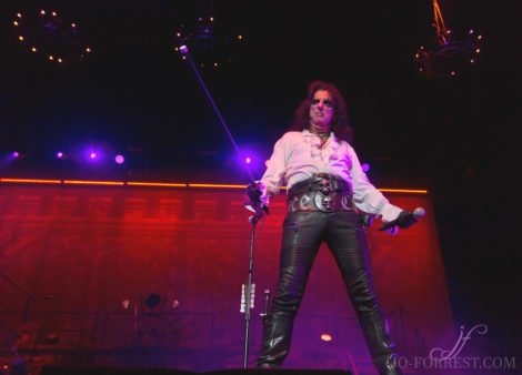 Alice Cooper, Review, Music, Jo Forrest, Leeds, First Direct Arena