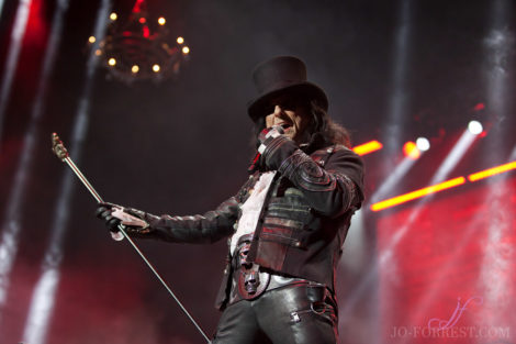 Alice Cooper, Review, Music, Jo Forrest, Leeds, First Direct Arena