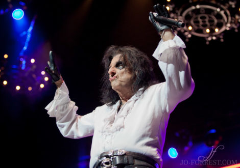 Alice Cooper, Review, Music, Jo Forrest, Leeds, First Direct Arena