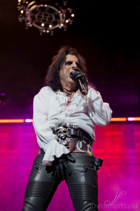 Alice Cooper, Review, Music, Jo Forrest, Leeds, First Direct Arena