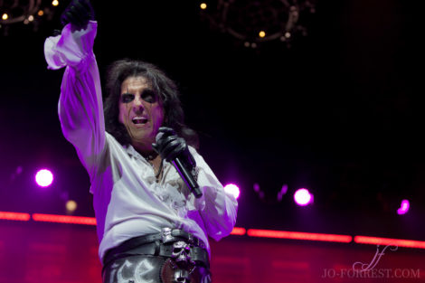 Alice Cooper, Review, Music, Jo Forrest, Leeds, First Direct Arena