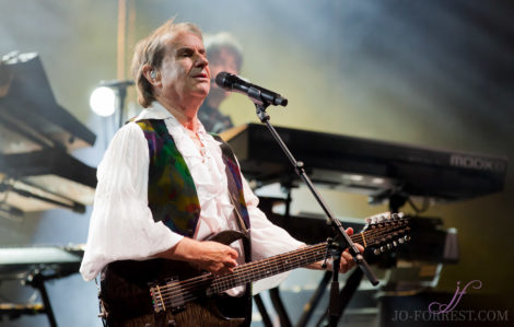 Chris De Burgh, Music, York Barbican, Jo Forrest, review, 