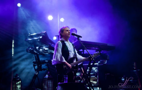 Chris De Burgh, Music, York Barbican, Jo Forrest, review, 